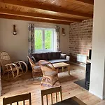 Dom Letniskowy Nad Jeziorem - Kaszuby Ferienhaus Podjazdy