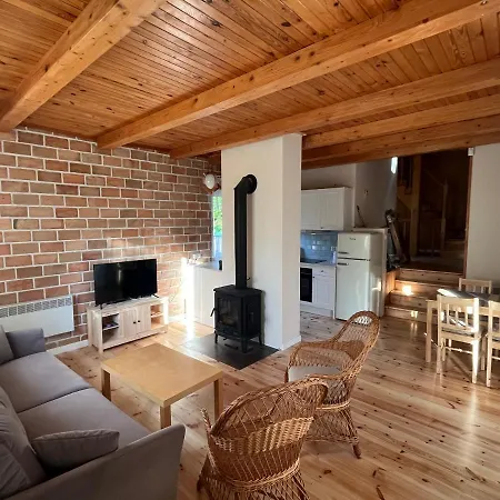 Dom Letniskowy Nad Jeziorem - Kaszuby Podjazdy