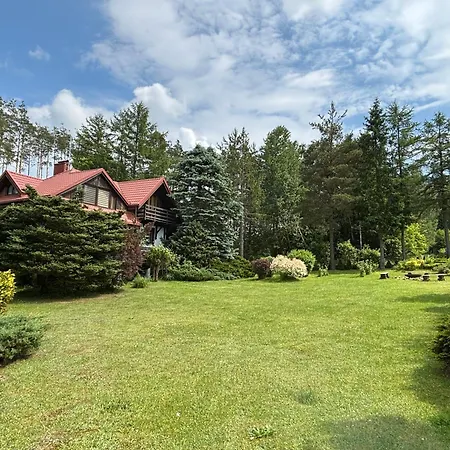 Ferienhaus Dom Letniskowy Nad Jeziorem - Kaszuby Podjazdy