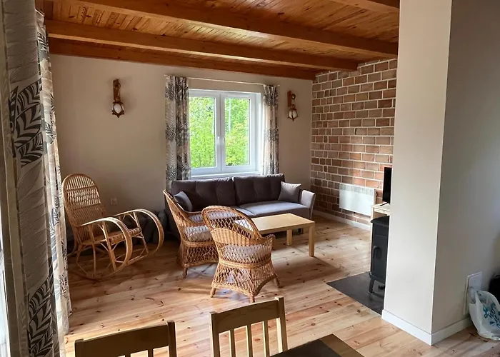 Dom Letniskowy Nad Jeziorem - Kaszuby Σπίτι διακοπών Podjazdy